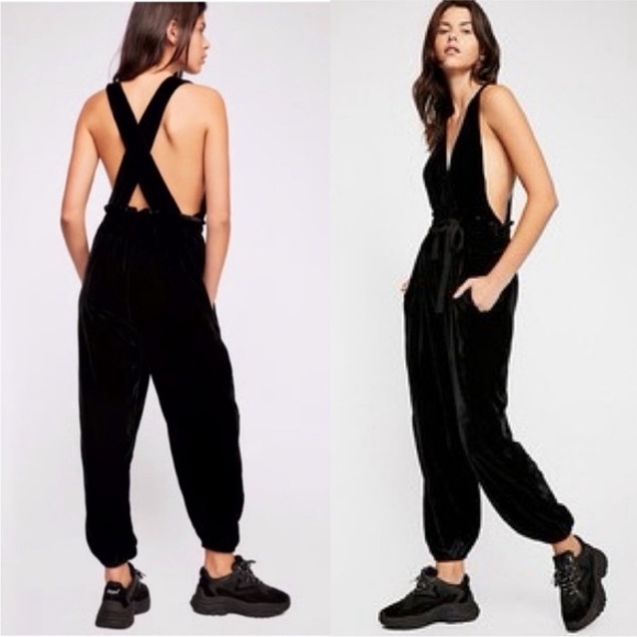 Free People Chic Black Velvet Jumpsuit size small - Picture 4 of 10